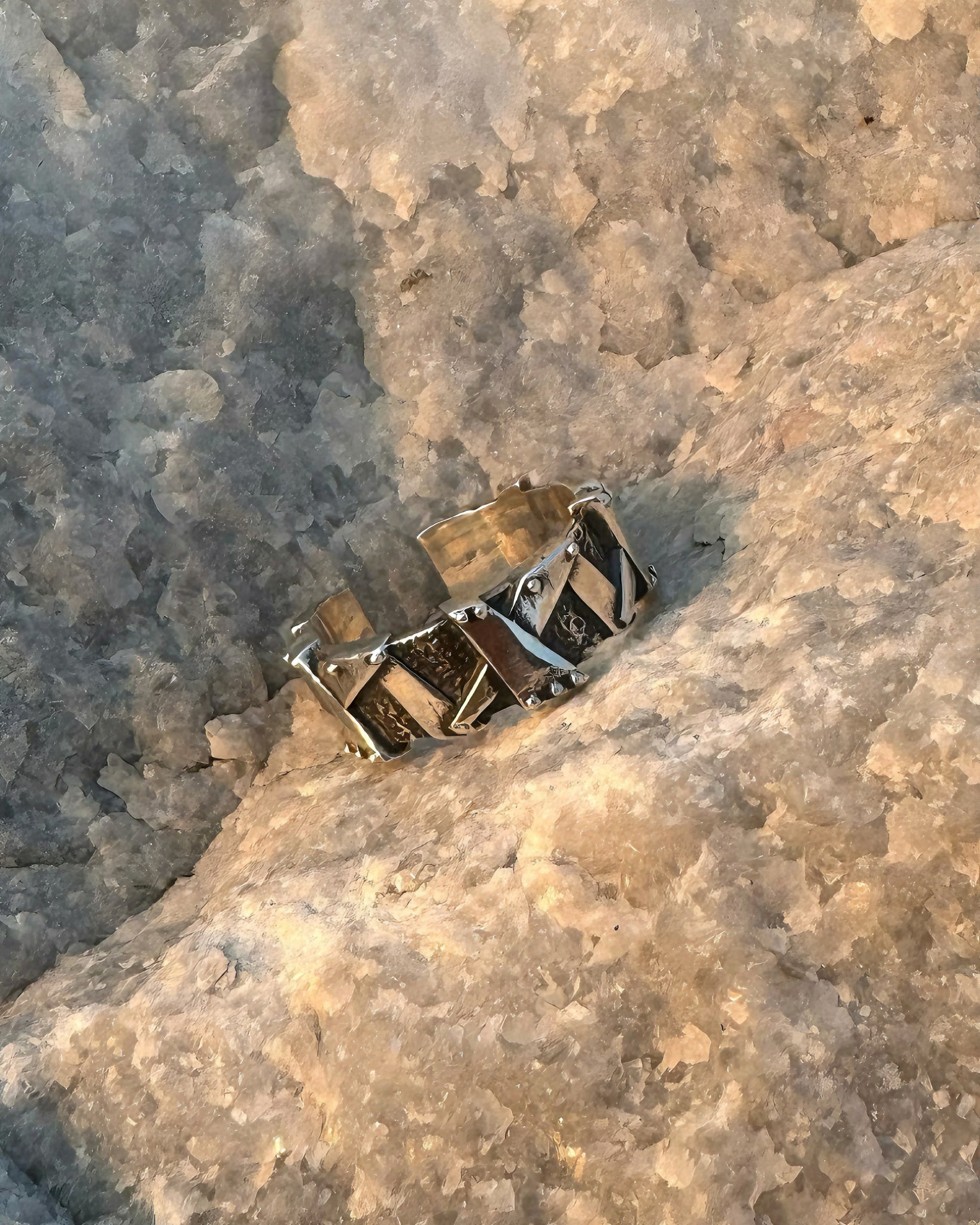 Artistic Ring