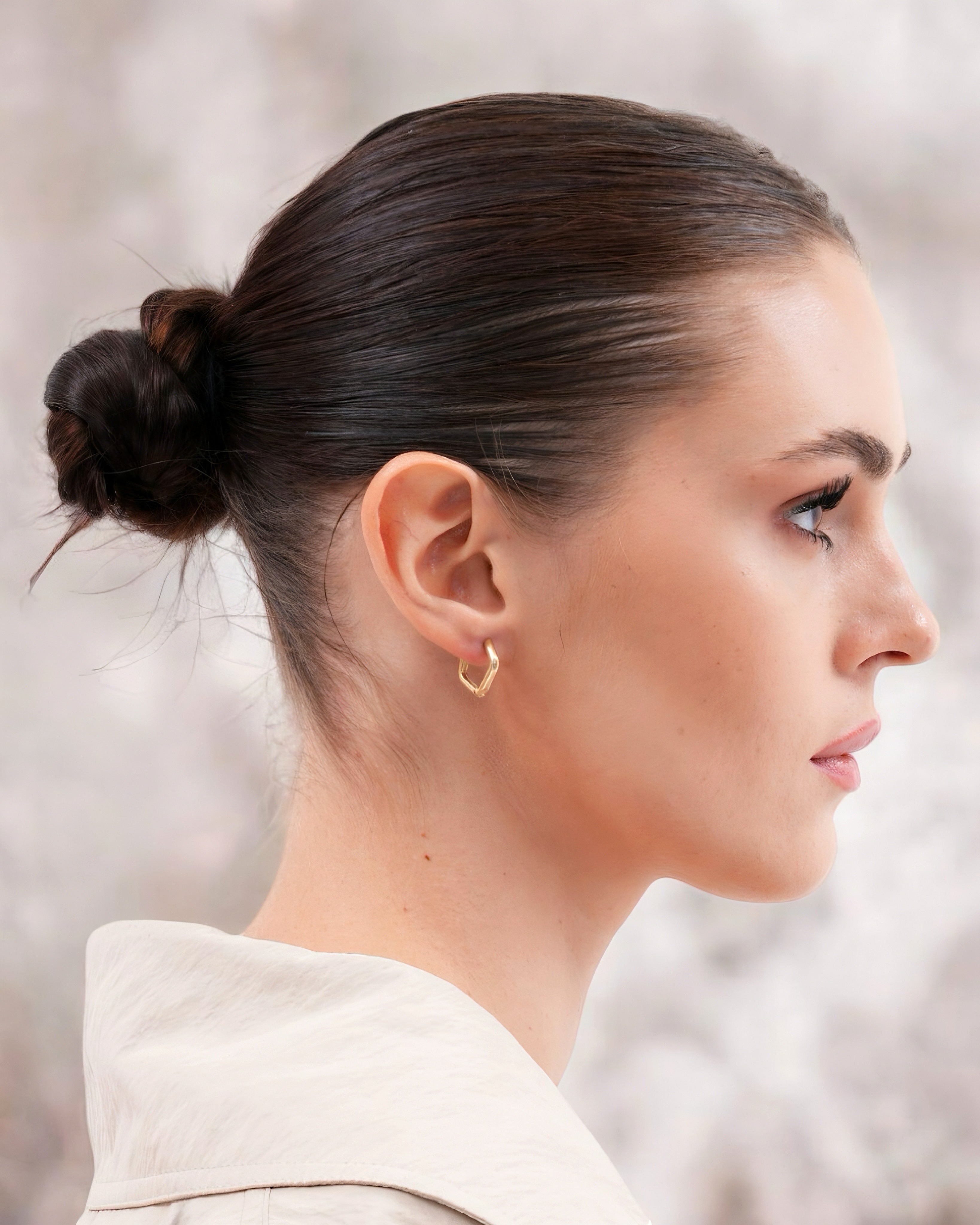 V Point Earring